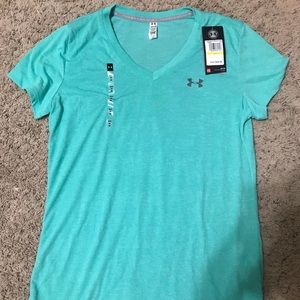 Underarmour dry fit top